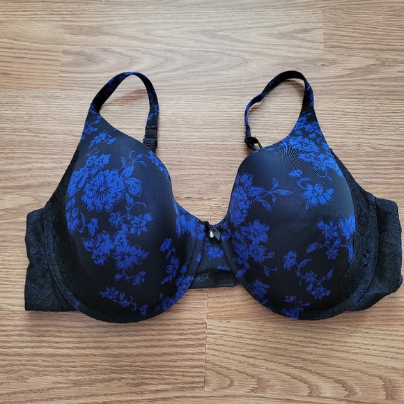 2/$40 NWOT La Vie En Rose bra - Picture 1 of 2